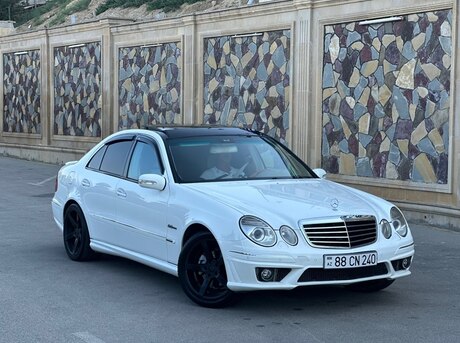 Mercedes E 240 2002
