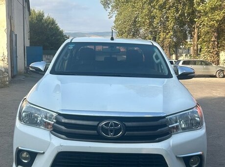 Toyota Hilux 2016