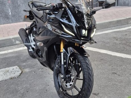 Yamaha R15 V4 2026
