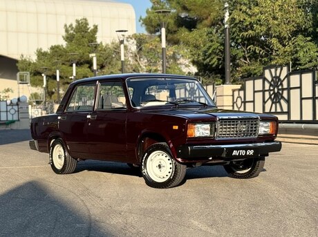 LADA (VAZ) 2107 2011