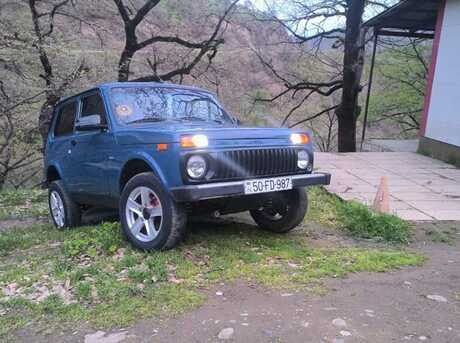 LADA (VAZ) Niva 2015
