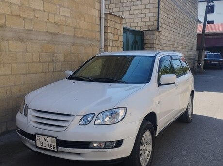 Mitsubishi Airtrek 2001