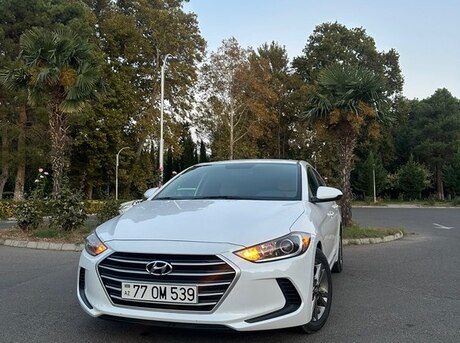 Hyundai Elantra 2018