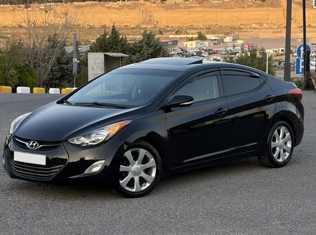 Hyundai Elantra 2013