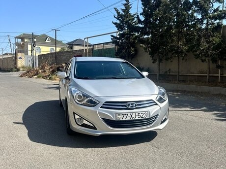 Hyundai i40 2012