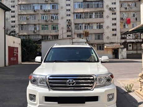 Toyota Land Cruiser 2012