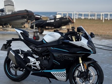 CFMOTO 450 SR 2025