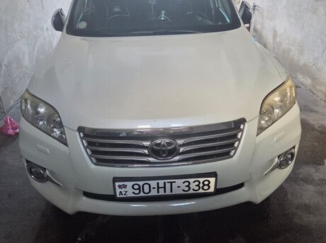 Toyota RAV4 2010