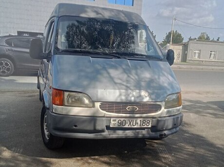 Ford Transit 2000
