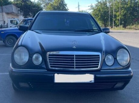 Mercedes E 240 1998