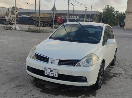 Nissan Tiida 2008