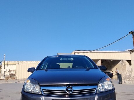 Opel Astra 2010