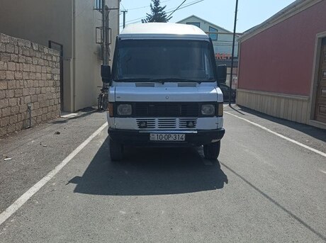 Mercedes 208 D 1991