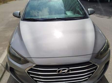 Hyundai Elantra 2017