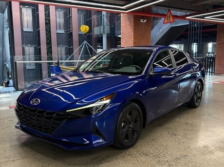 Hyundai Elantra 2022