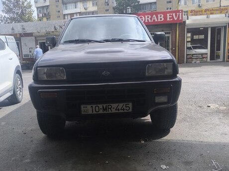 Nissan Terrano 1998