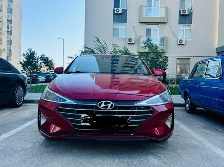 Hyundai Elantra 2018