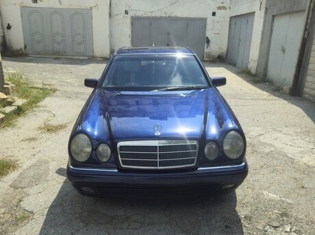 Mercedes E 240 1997