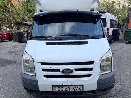 Ford Transit 2010