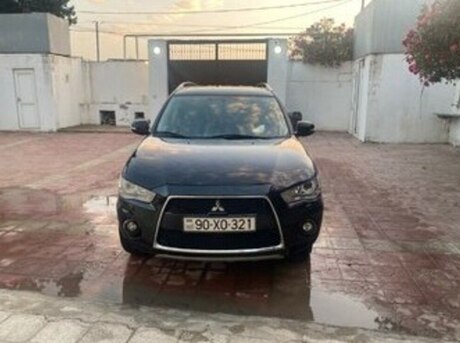 Mitsubishi Outlander 2010