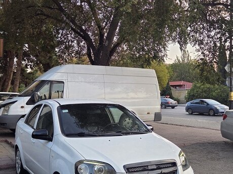 Chevrolet Aveo 2011