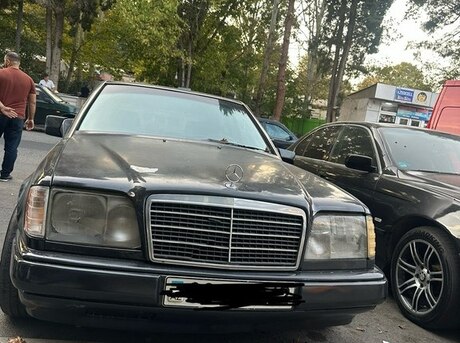 Mercedes E 220 1994