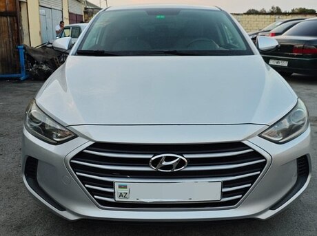 Hyundai Elantra 2017