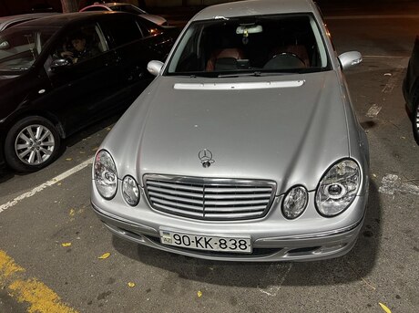 Mercedes E 270 2003