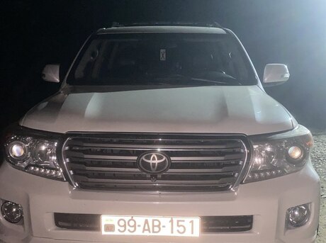 Toyota Land Cruiser 2013
