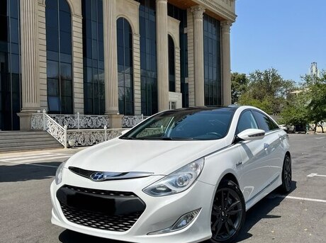 Hyundai Sonata 2011