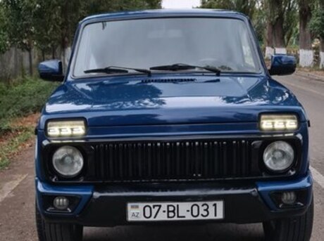 LADA (VAZ) Niva 2012