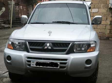 Mitsubishi Pajero 2003