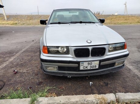 BMW 320 1995