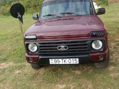 LADA (VAZ) Niva 2013