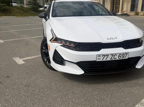 Kia K5 2023