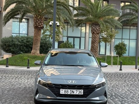 Hyundai Elantra 2021