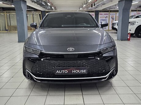 Toyota Crown 2023
