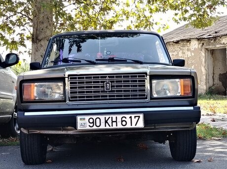 LADA (VAZ) 2107 2010