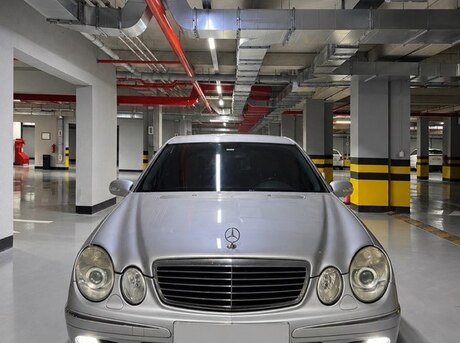 Mercedes E 240 2002