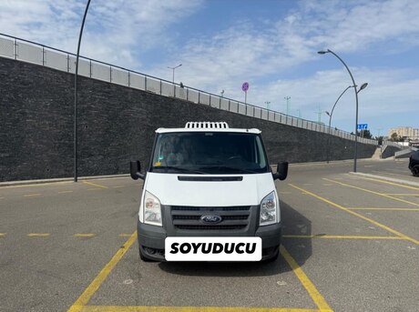Ford Transit 2011