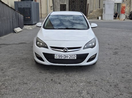 Opel Astra 2015
