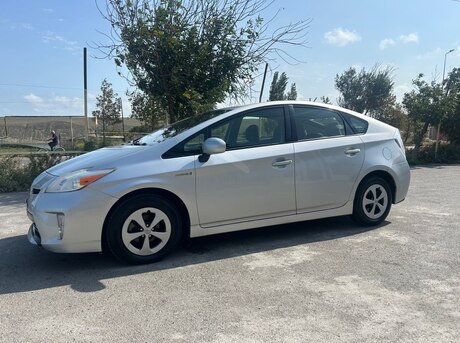 Toyota Prius 2015