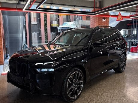 BMW X7 2023