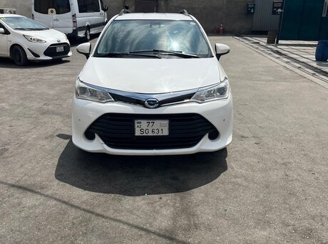 Toyota Corolla Fielder 2016