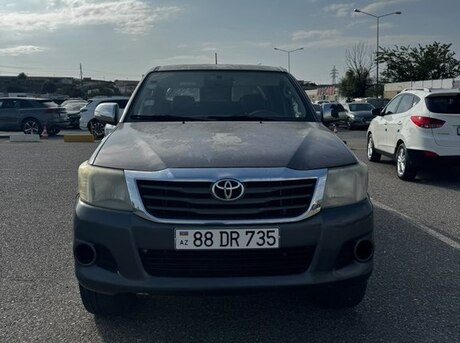 Toyota Hilux 2013