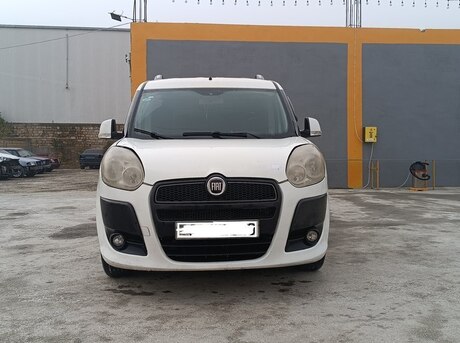Fiat Doblo 2012