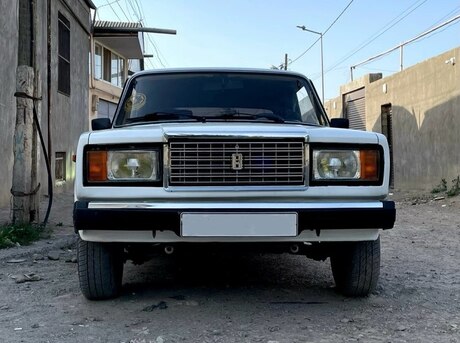 LADA (VAZ) 2107 2004