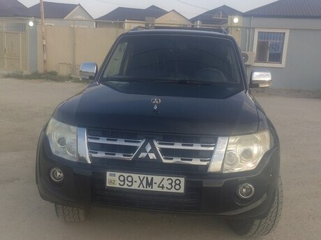 Mitsubishi Pajero 2011