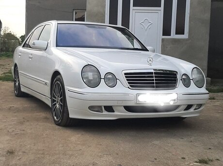 Mercedes E 240 2000