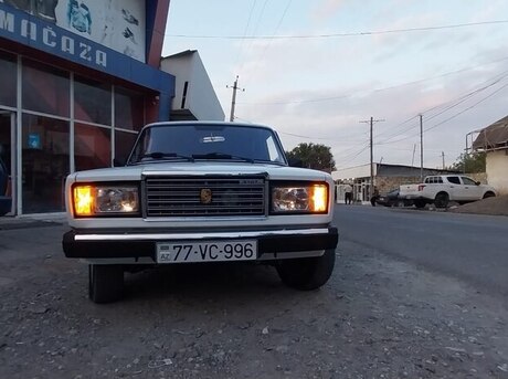 LADA (VAZ) 2107 2010